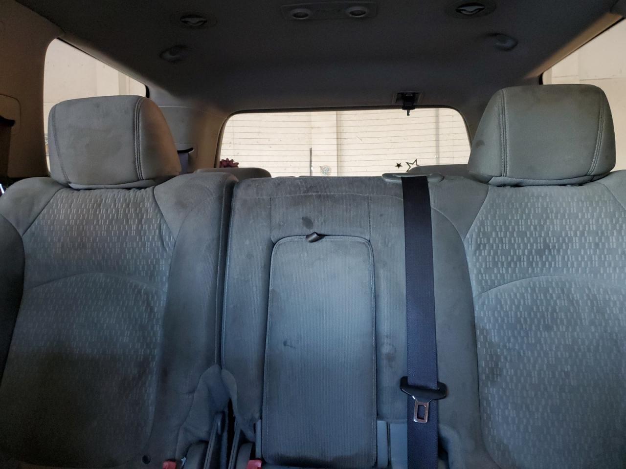 2009 GMC ACADIA SLE photo 19