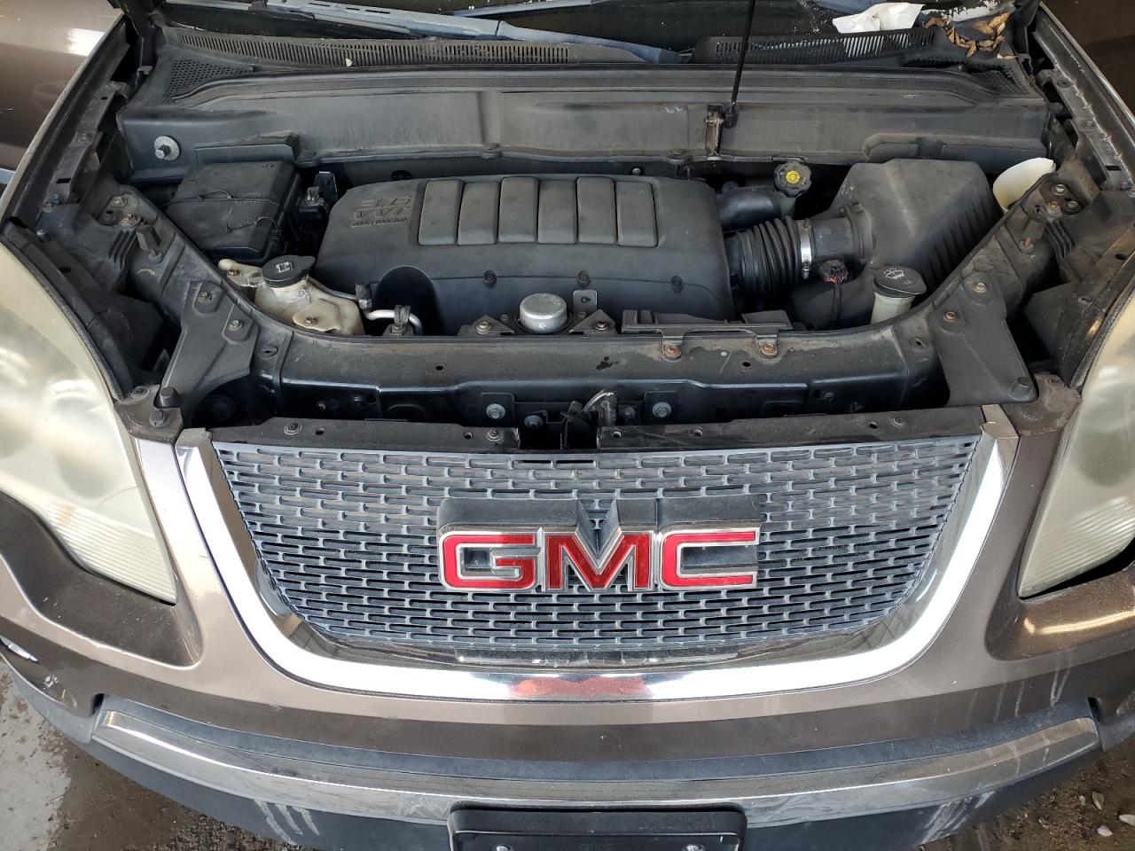 2009 GMC ACADIA SLE photo 23