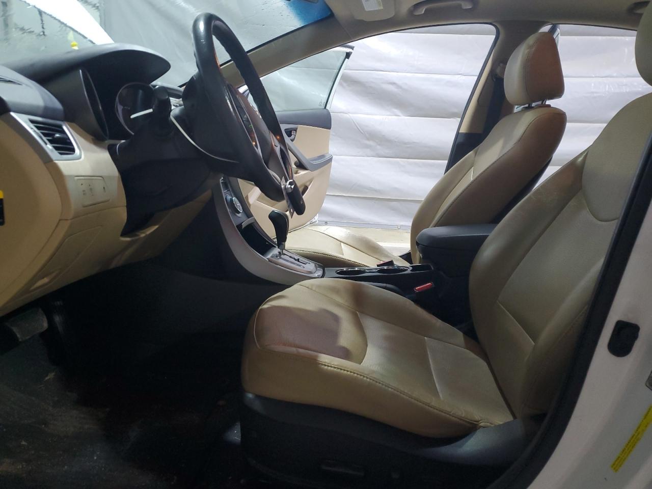 2013 HYUNDAI ELANTRA GLS photo 13