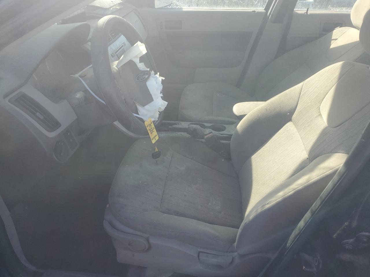 2009 FORD FOCUS SE photo 7