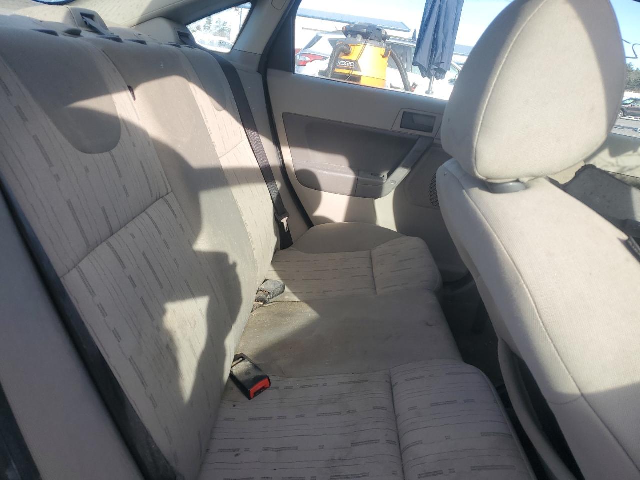 2009 FORD FOCUS SE photo 10