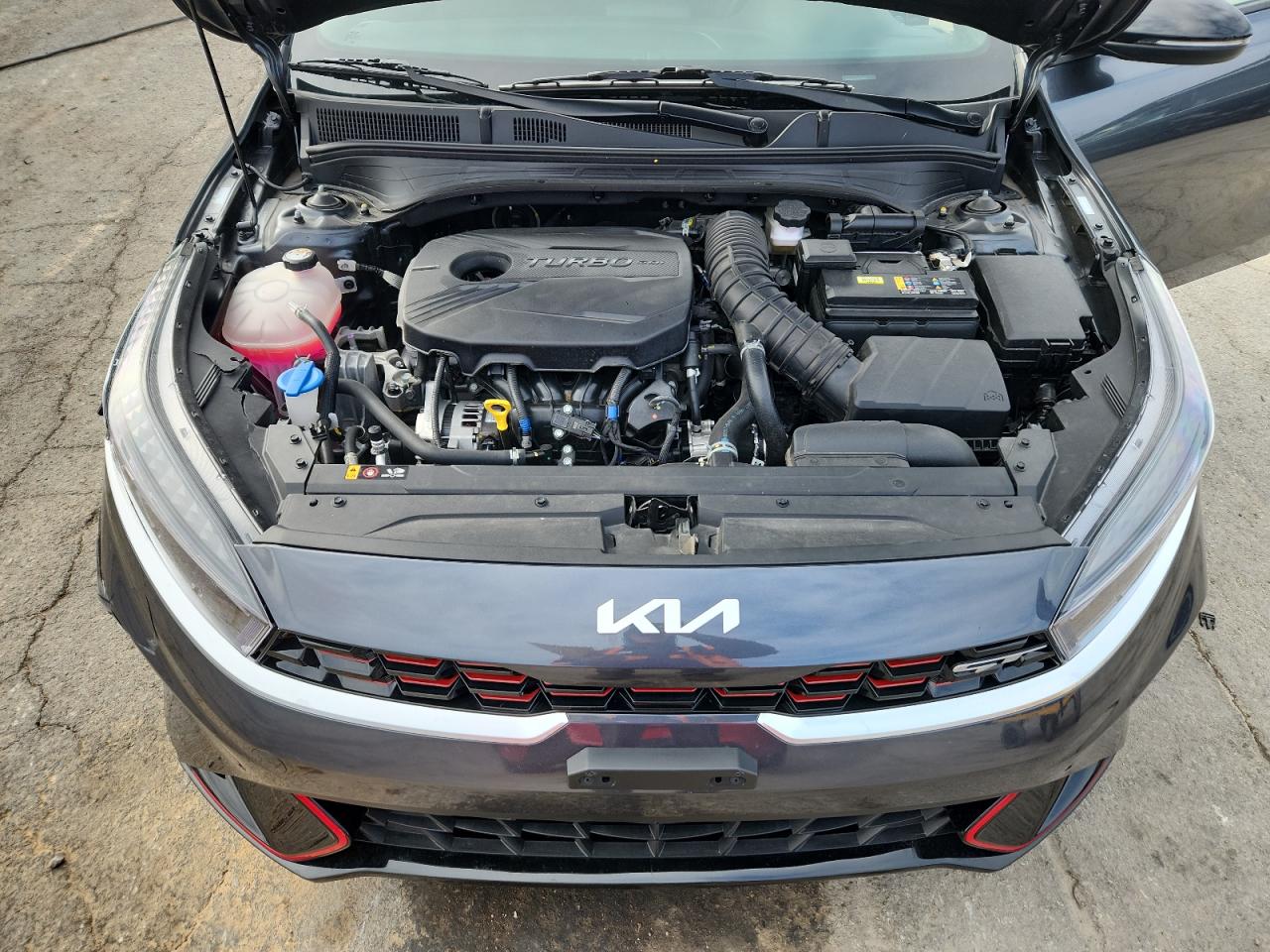 2024 KIA FORTE GT photo 11