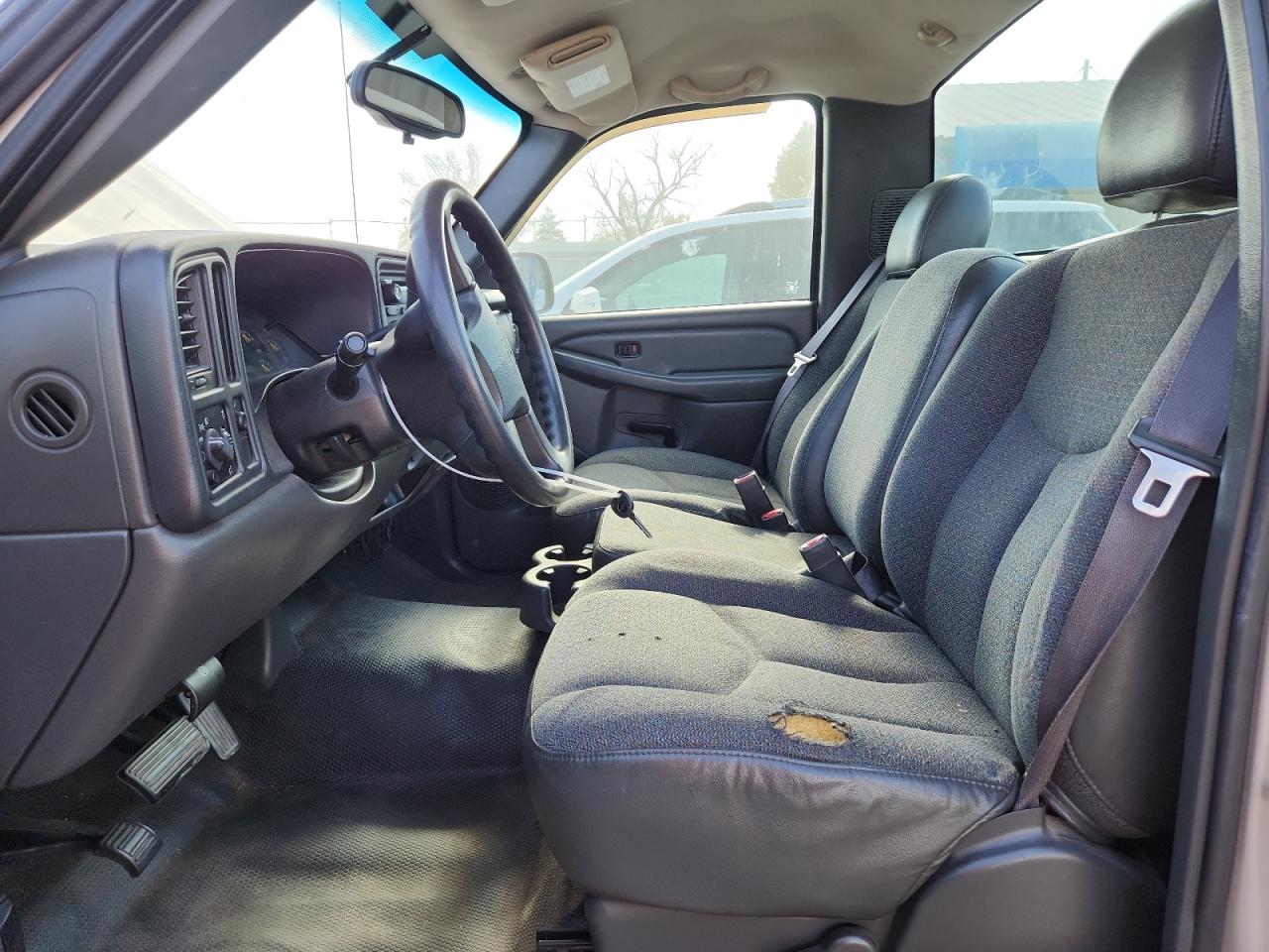 2005 CHEVROLET SILVERADO C1500 photo 13