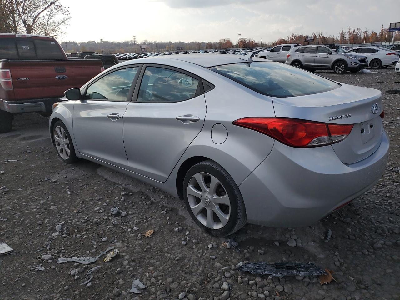 2013 HYUNDAI ELANTRA GLS photo 2
