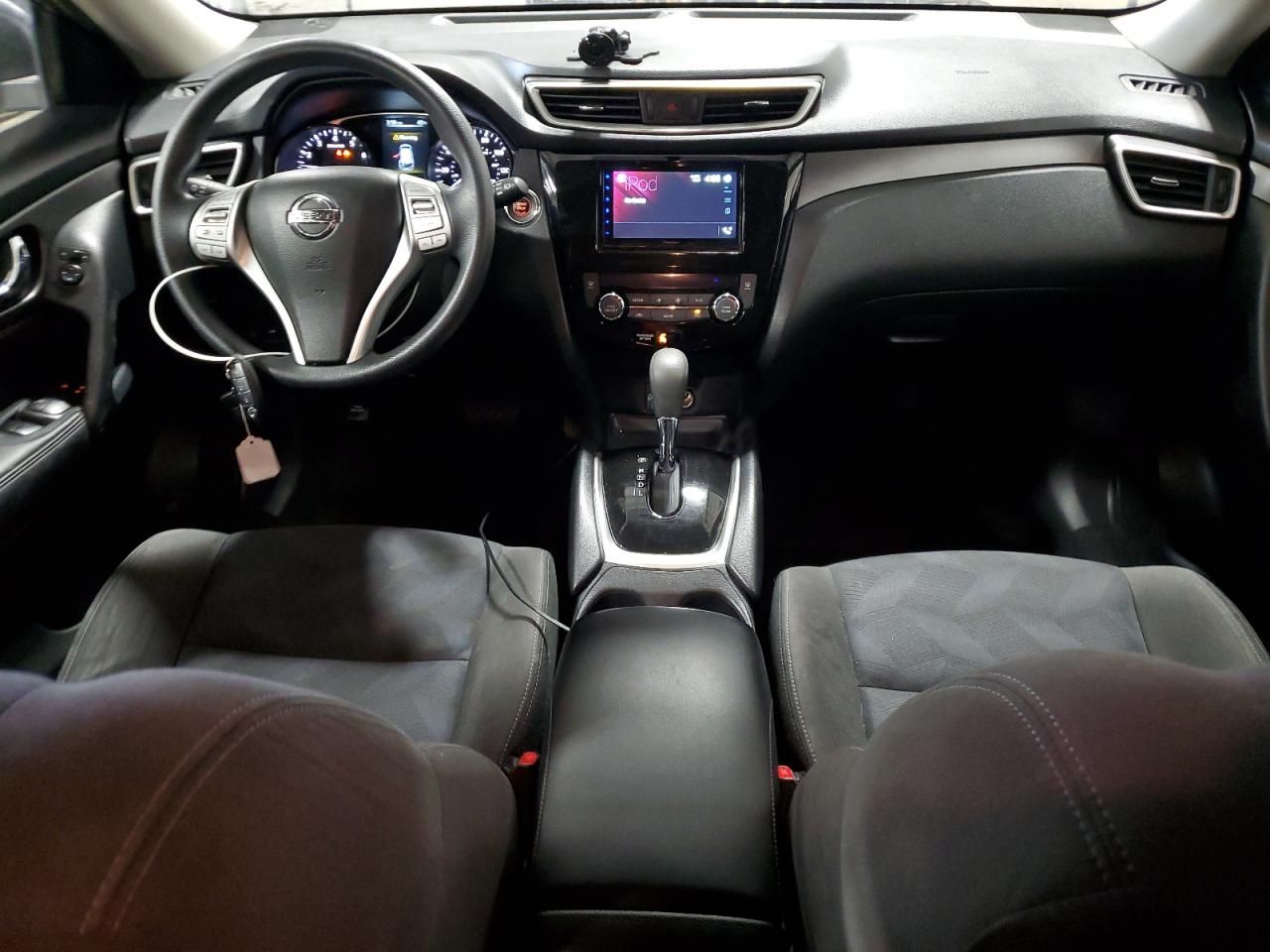 2016 NISSAN ROGUE SV photo 15