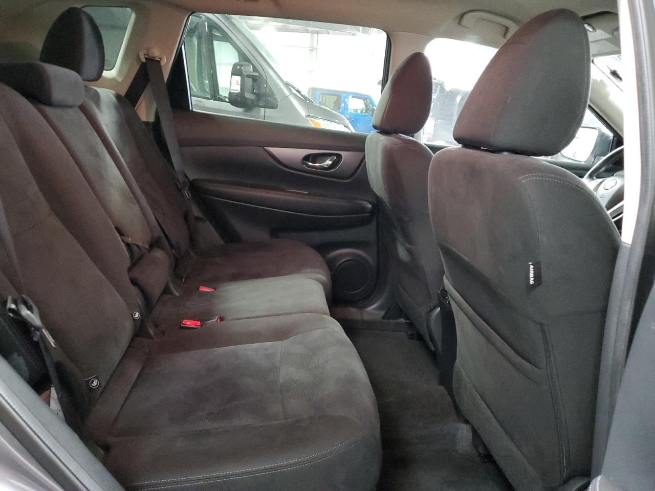 2016 NISSAN ROGUE SV photo 21