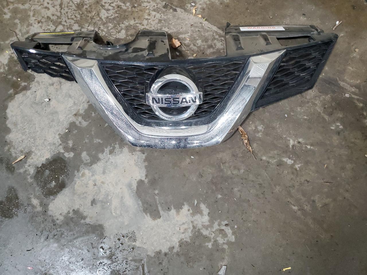 2016 NISSAN ROGUE SV photo 25