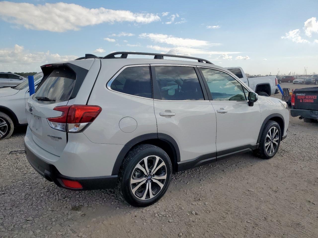 2024 SUBARU FORESTER LIMITED photo 5