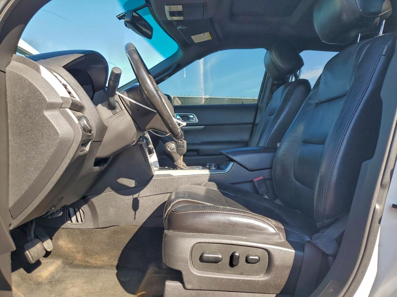 2013 FORD EXPLORER XLT photo 19