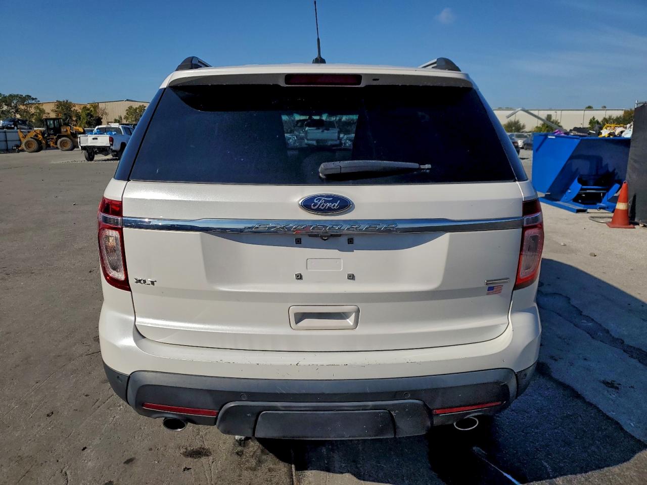 2013 FORD EXPLORER XLT photo 16