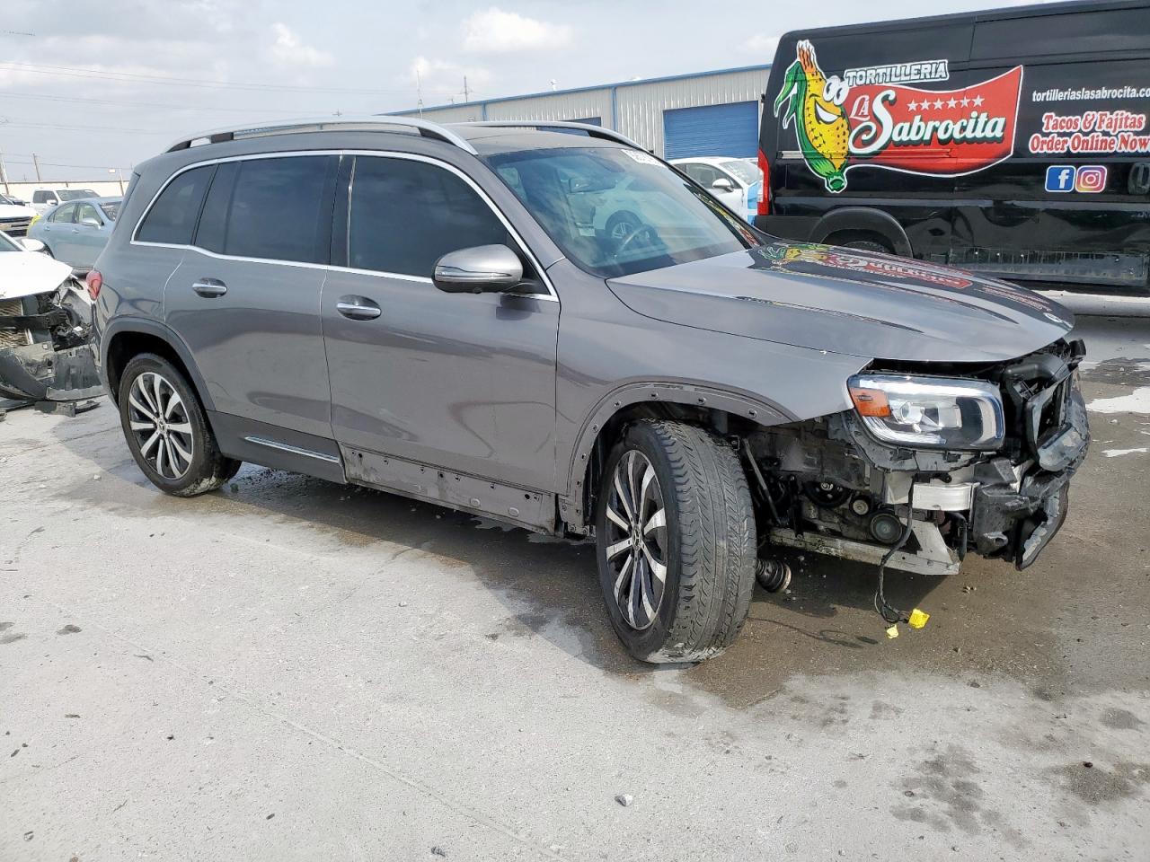 2021 MERCEDES-BENZ GLB 250 photo 10