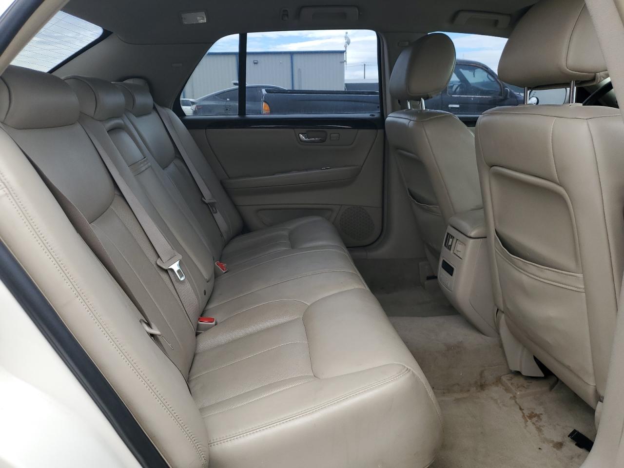 2008 CADILLAC DTS photo 28