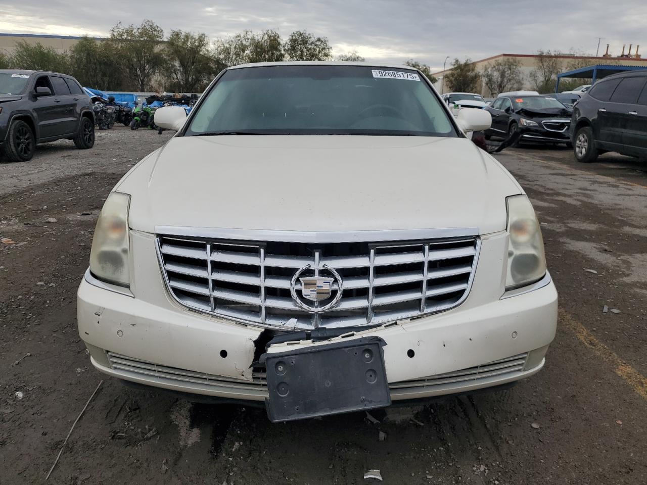 2008 CADILLAC DTS photo 13