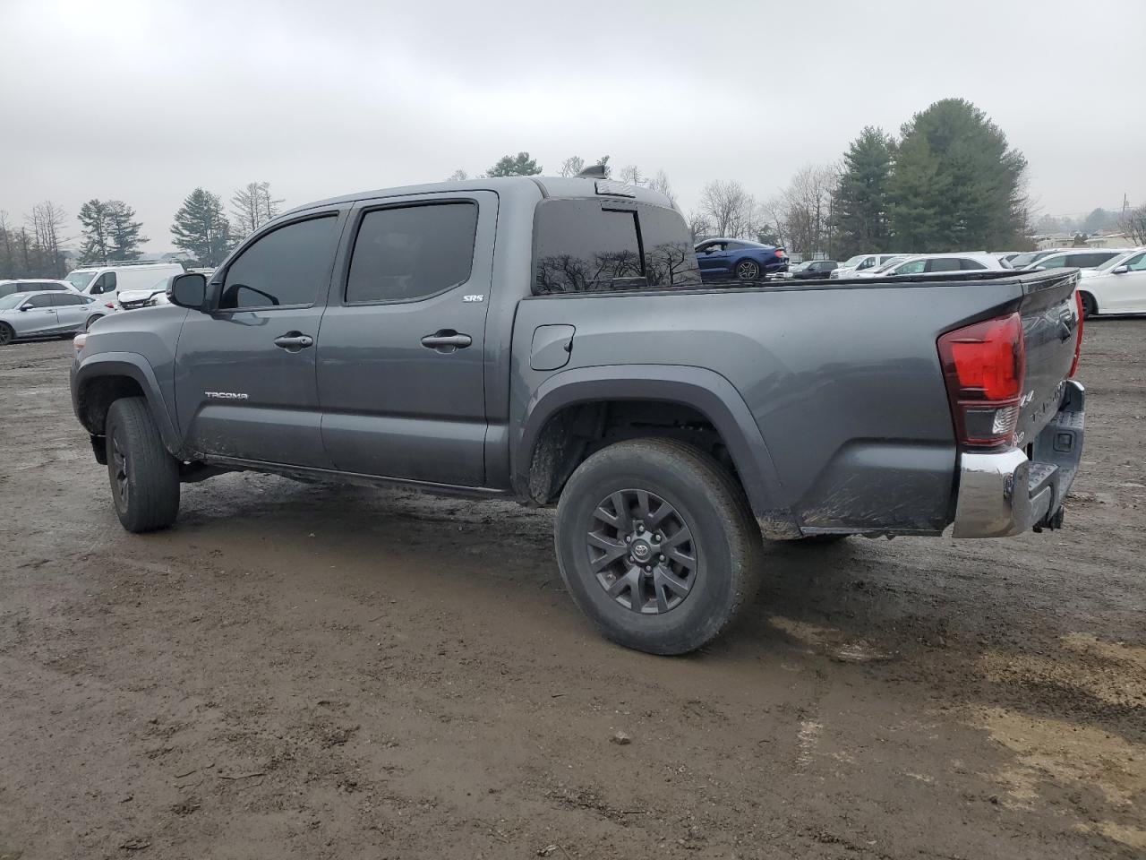 2022 TOYOTA TACOMA DOUBLE CAB photo 2