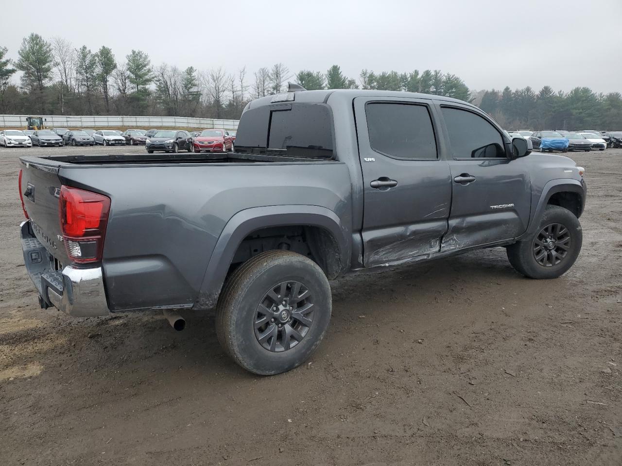 2022 TOYOTA TACOMA DOUBLE CAB photo 3