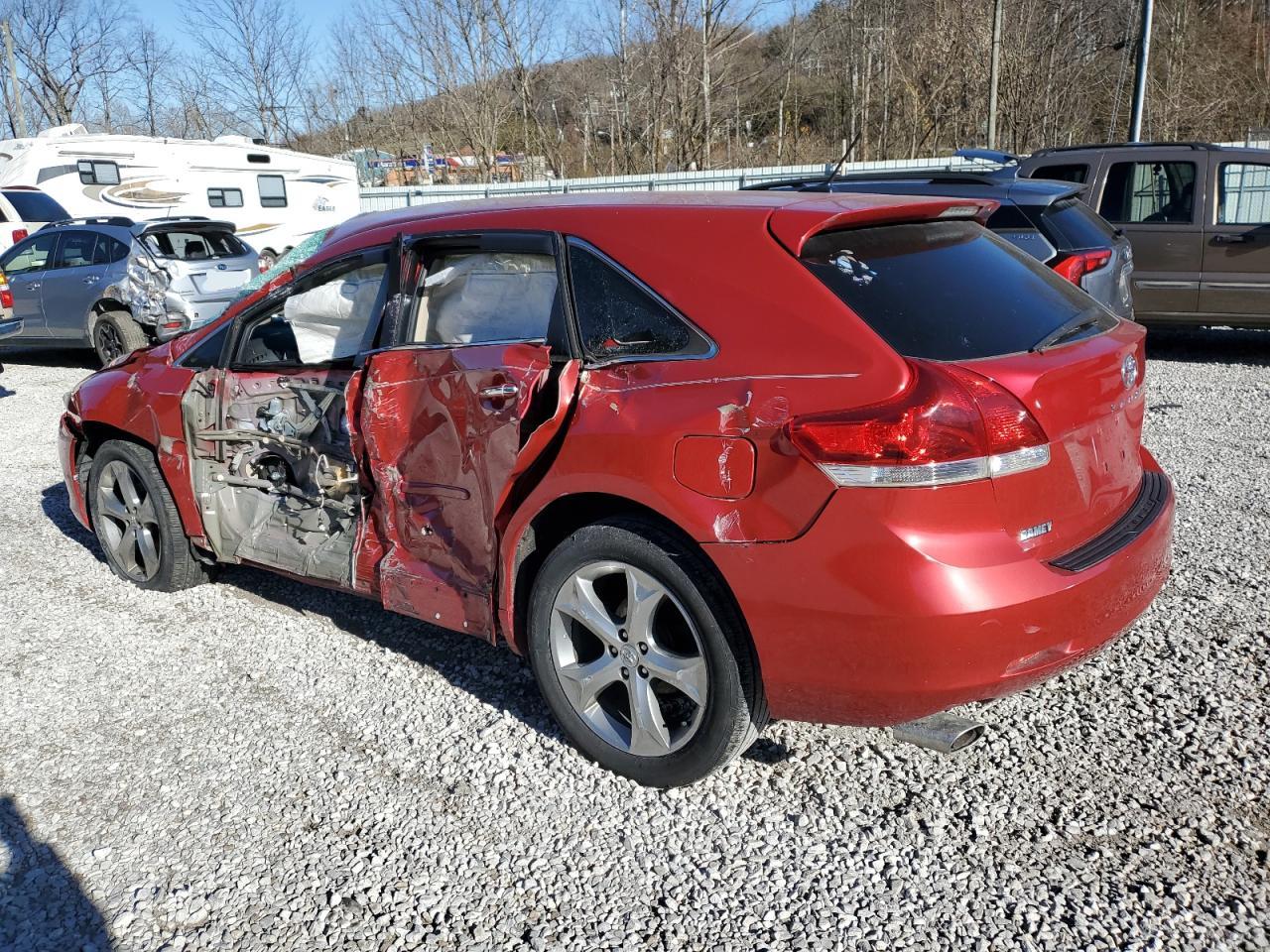 2009 TOYOTA VENZA photo 3