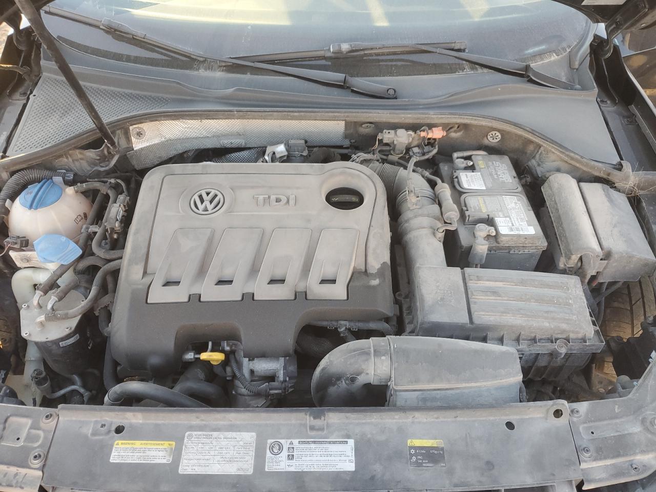 2014 VOLKSWAGEN PASSAT SEL photo 21