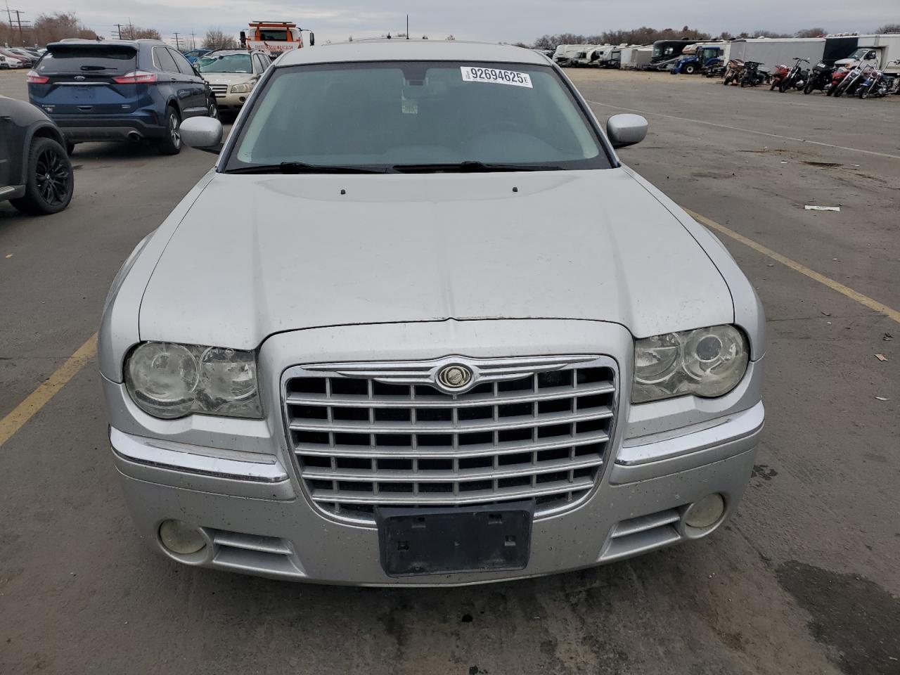 2008 CHRYSLER 300C photo 9