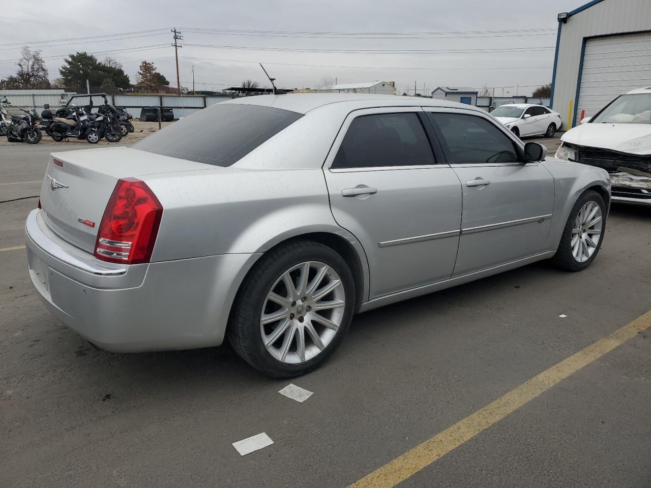 2008 CHRYSLER 300C photo 5