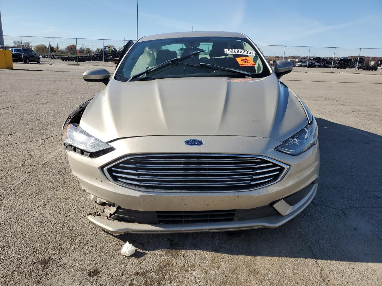 2017 FORD FUSION SE photo 9
