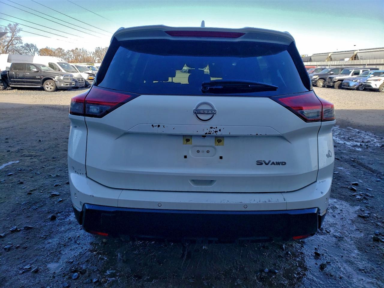 2024 NISSAN ROGUE SV photo 6
