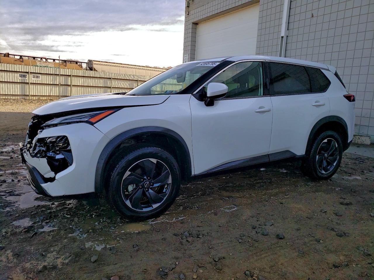 2024 NISSAN ROGUE