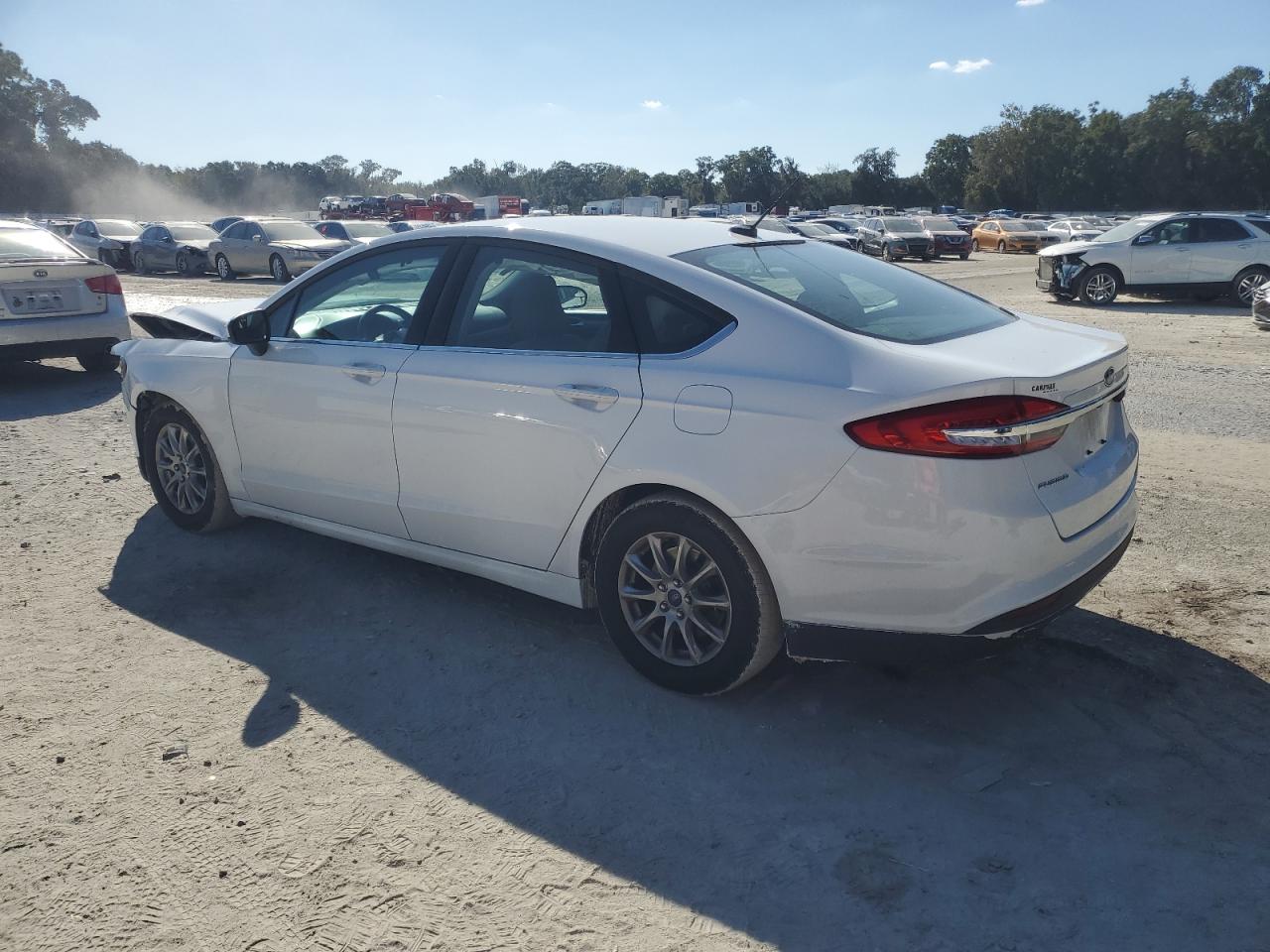 2017 FORD FUSION S photo 3