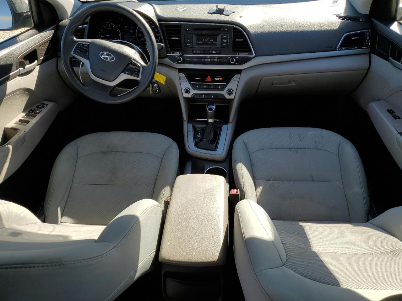 2017 HYUNDAI ELANTRA SE photo 22