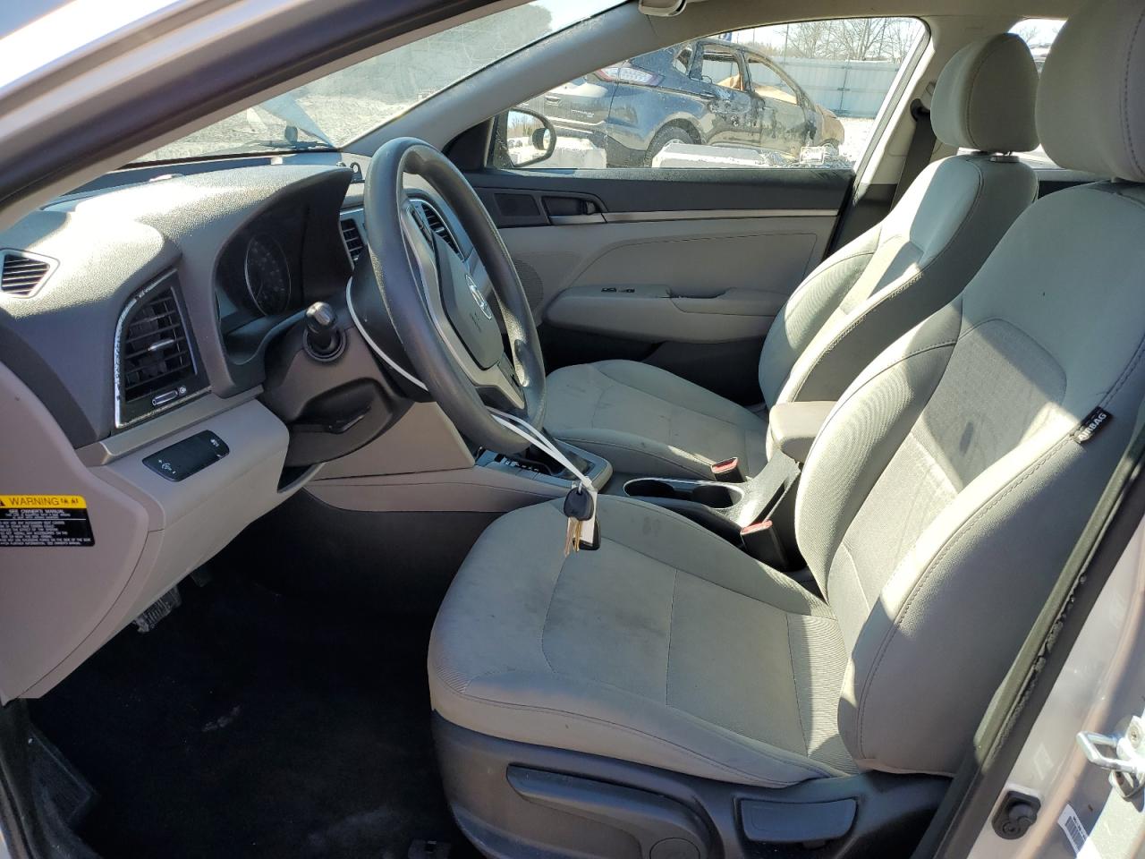 2017 HYUNDAI ELANTRA SE photo 19