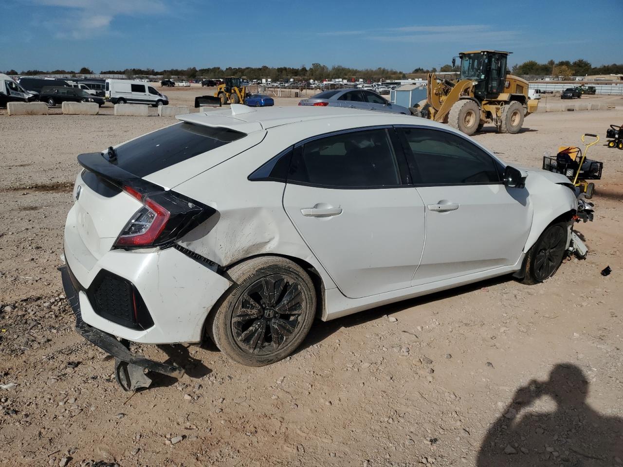 2017 HONDA CIVIC EX photo 5