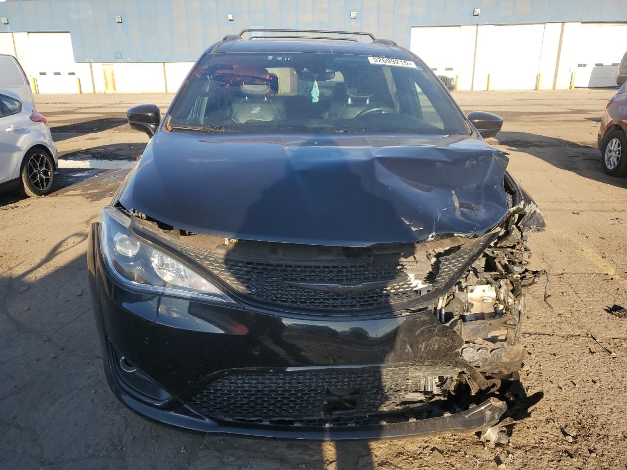 2019 CHRYSLER PACIFICA TOURING L PLUS photo 9