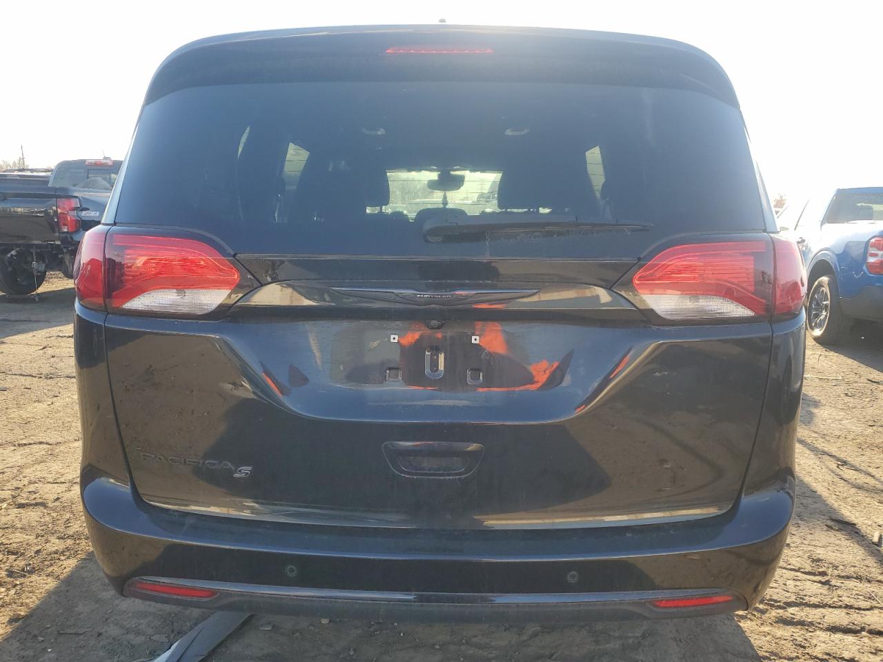 2019 CHRYSLER PACIFICA TOURING L PLUS photo 11