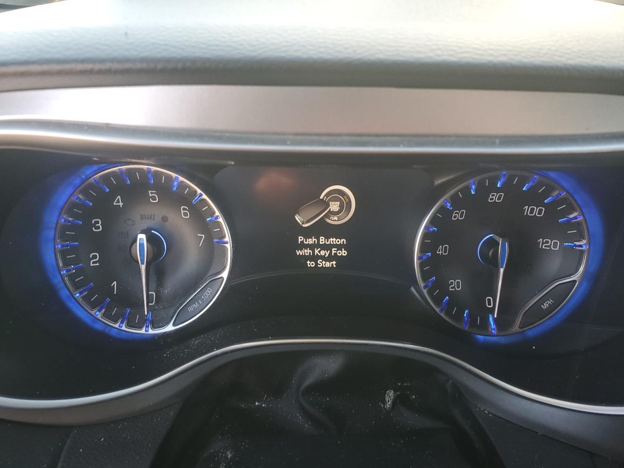 2019 CHRYSLER PACIFICA TOURING L PLUS photo 17