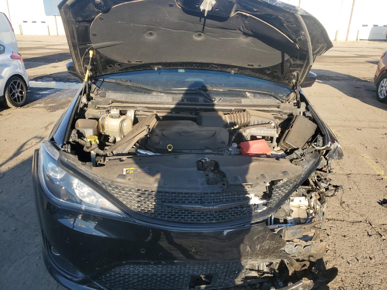 2019 CHRYSLER PACIFICA TOURING L PLUS photo 23