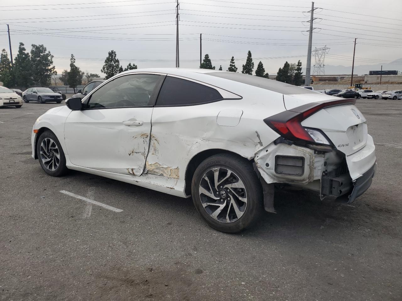 2017 HONDA CIVIC LX photo 2
