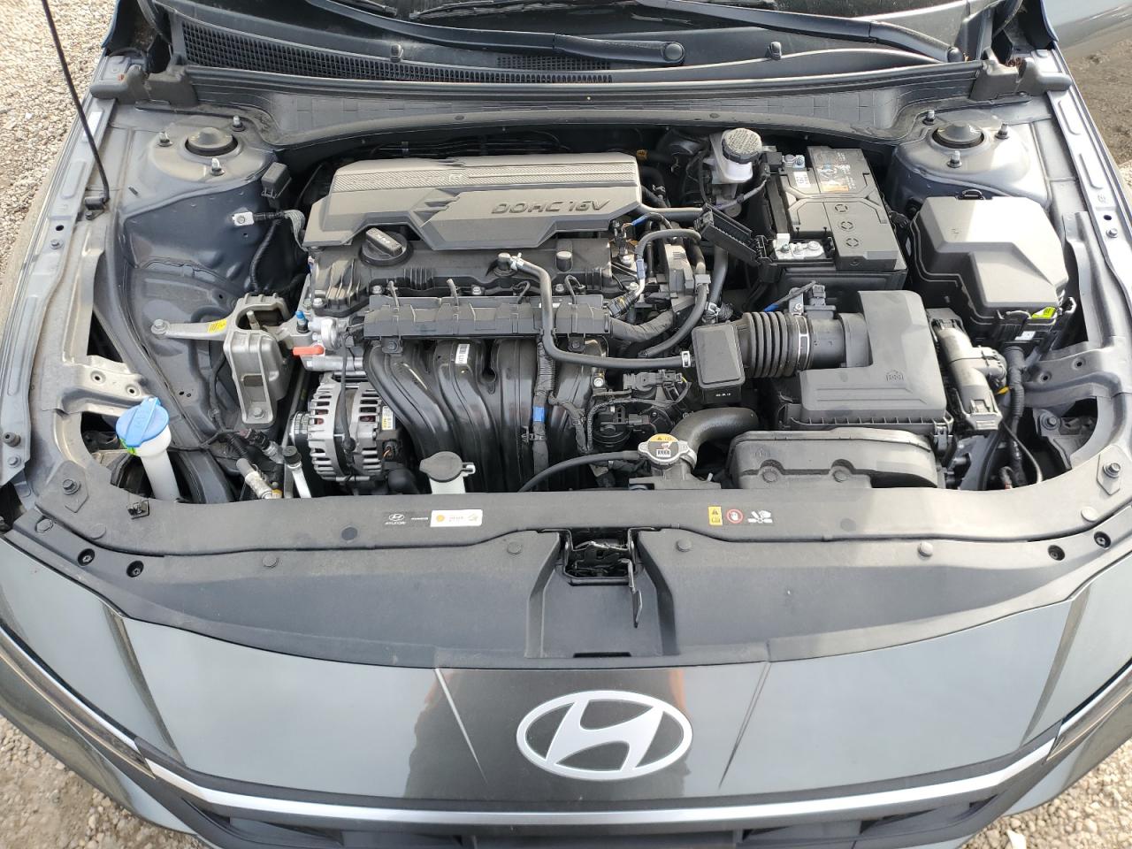 2024 HYUNDAI ELANTRA SE photo 31
