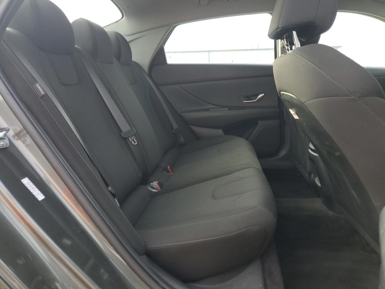 2024 HYUNDAI ELANTRA SE photo 28