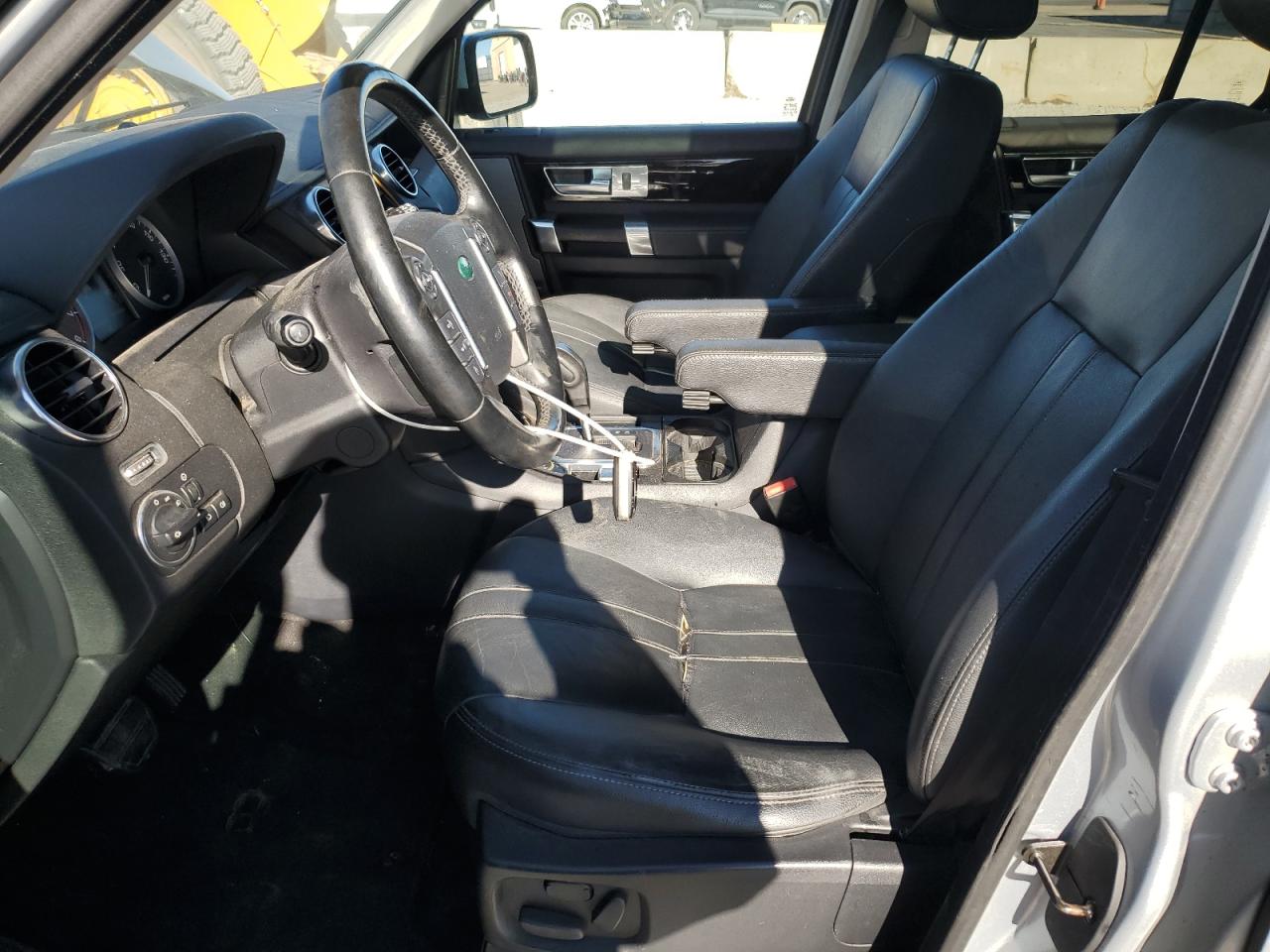 2011 LAND ROVER LR4 HSE photo 13
