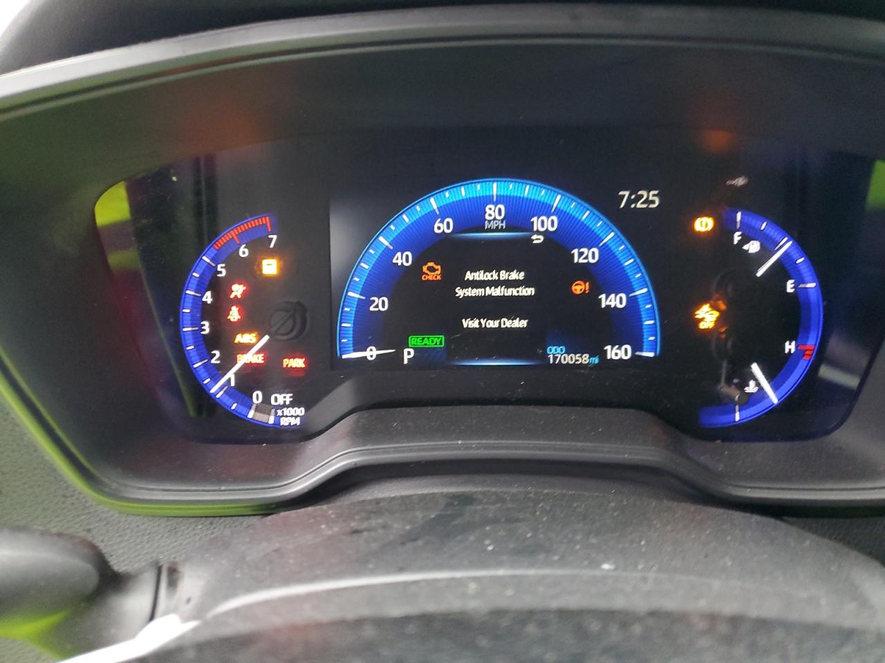 2020 TOYOTA COROLLA LE photo 25