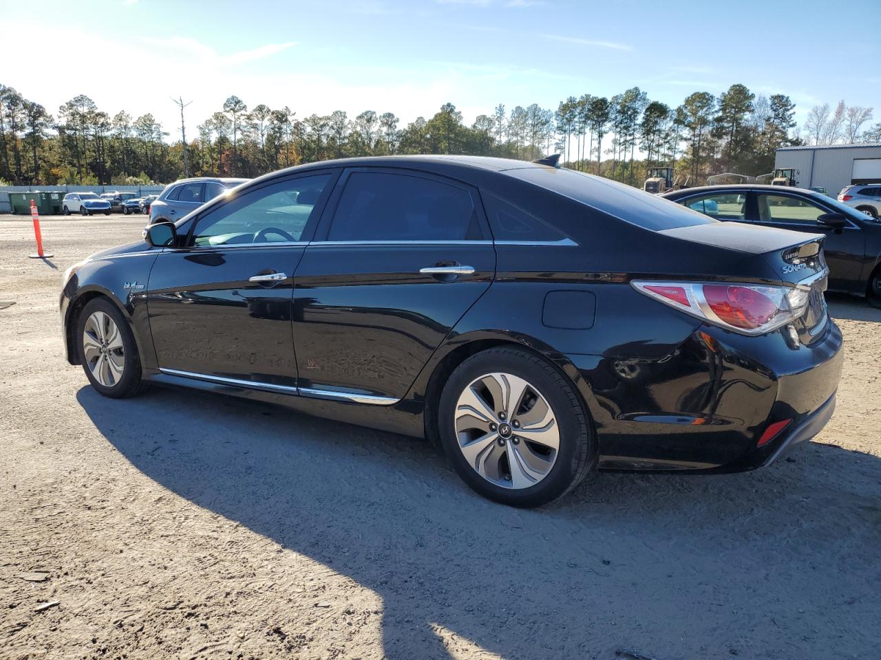 2014 HYUNDAI SONATA photo 2