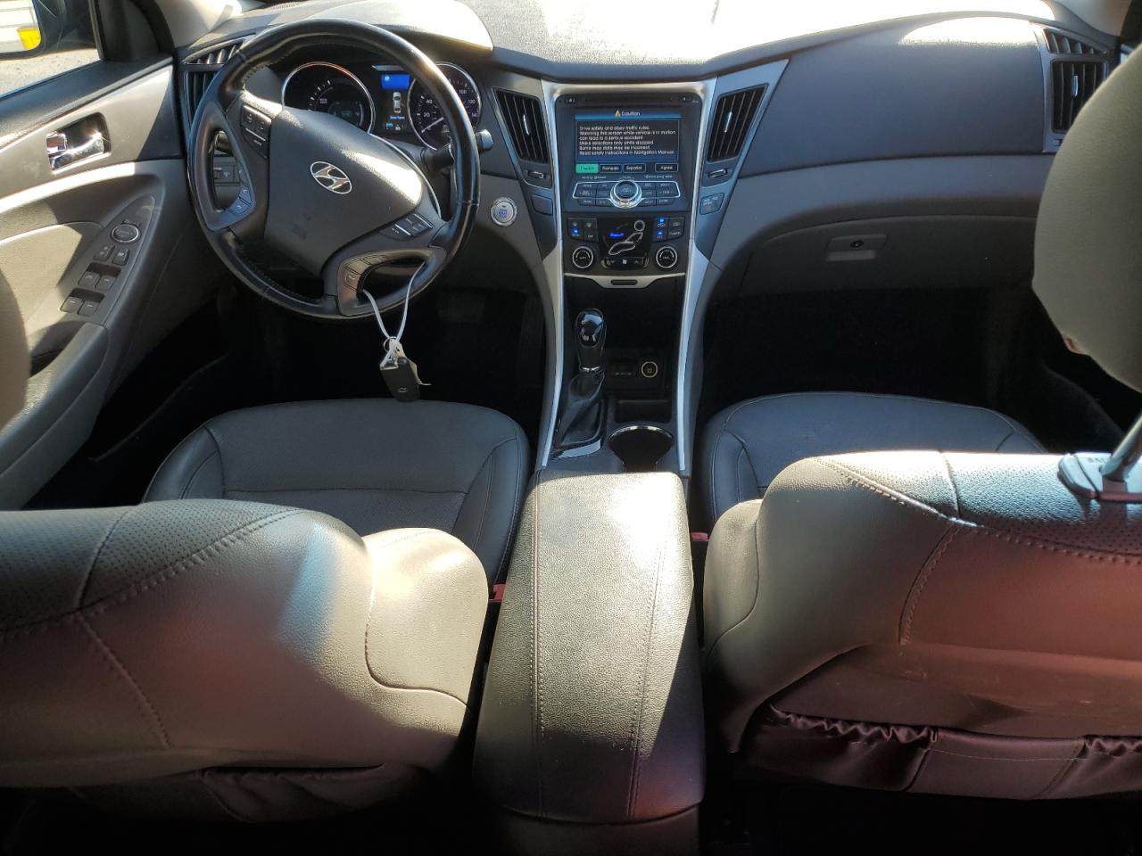 2014 HYUNDAI SONATA photo 8