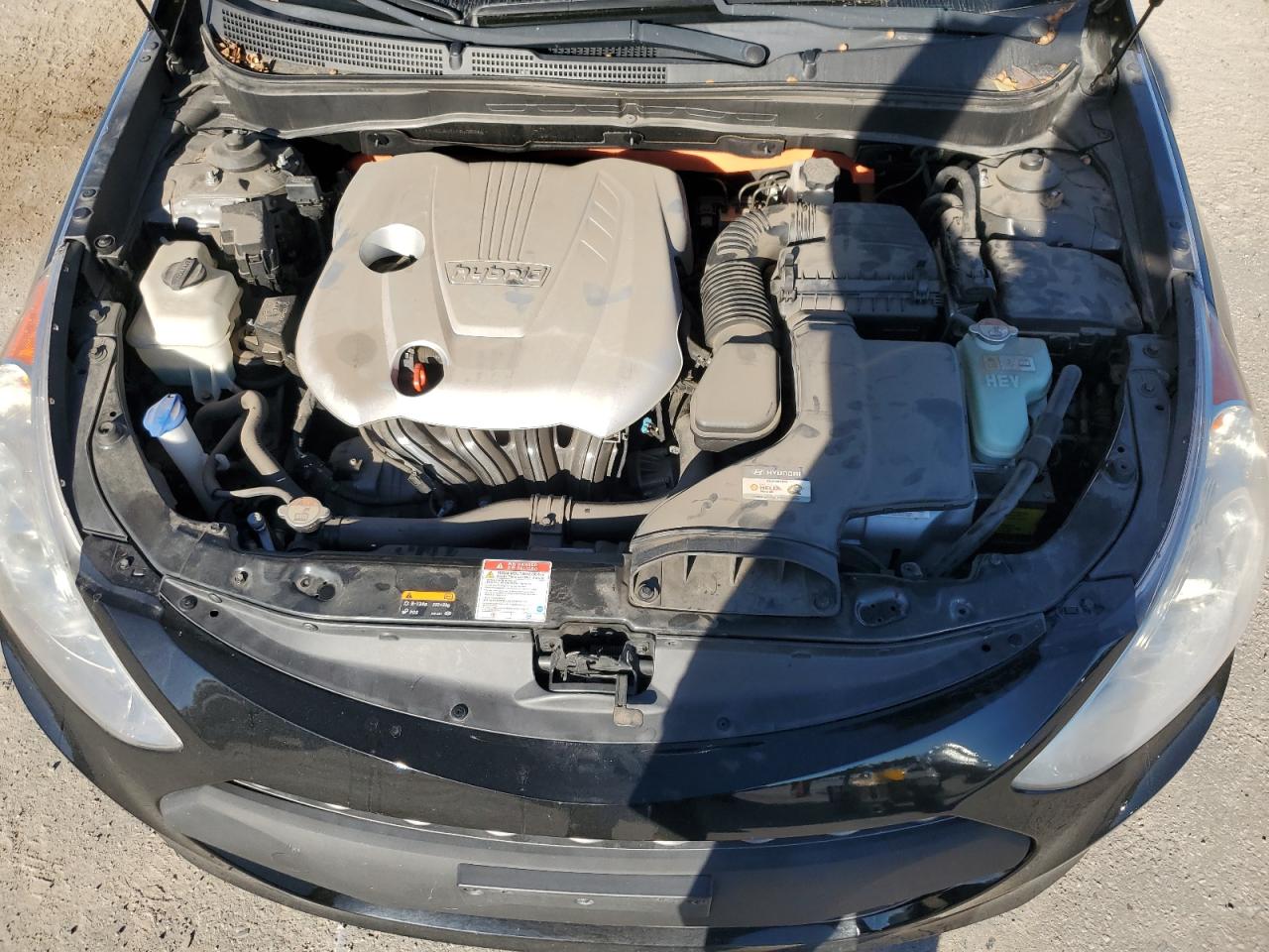 2014 HYUNDAI SONATA photo 11