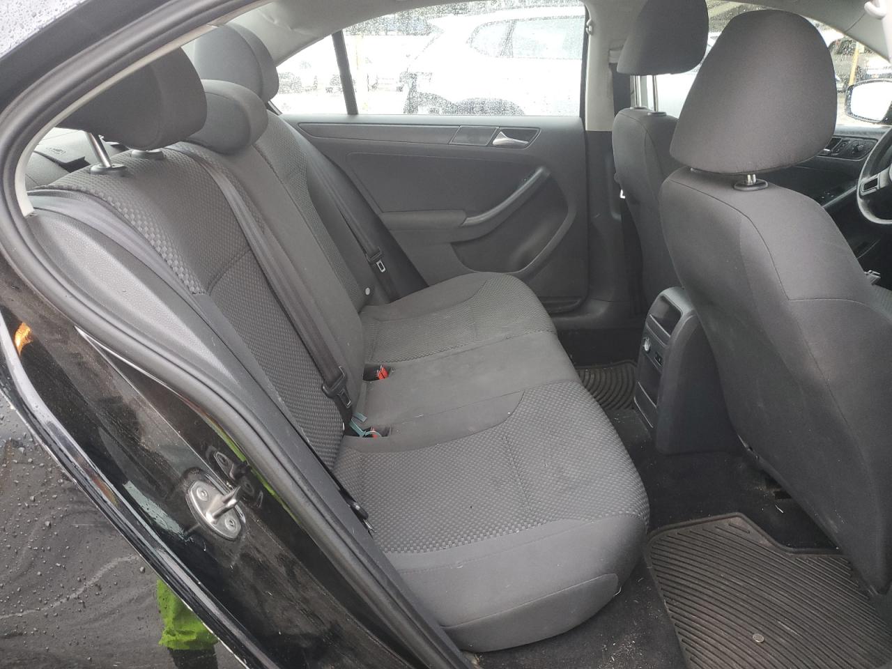 2012 VOLKSWAGEN JETTA BASE photo 19