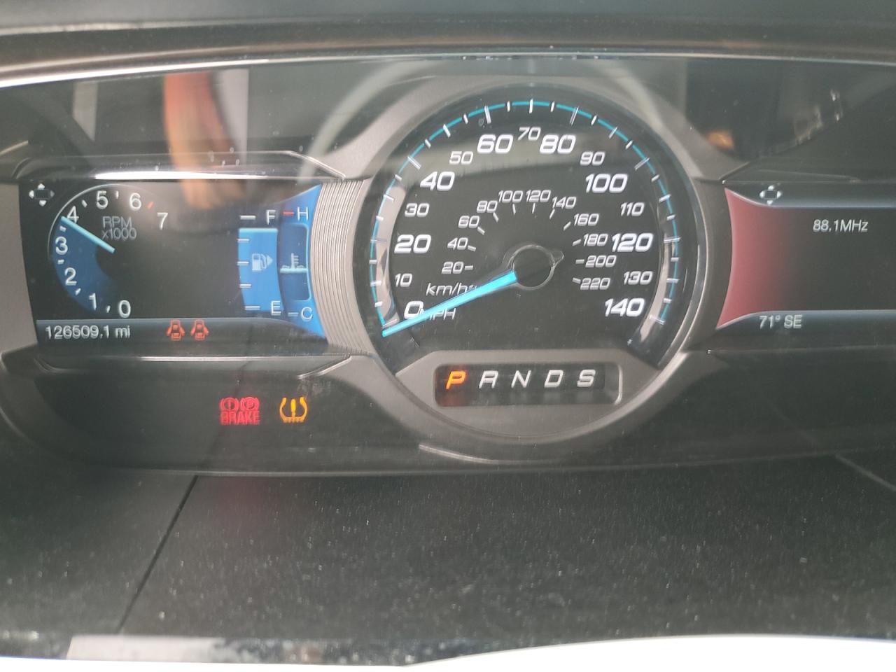 2015 FORD TAURUS photo 17