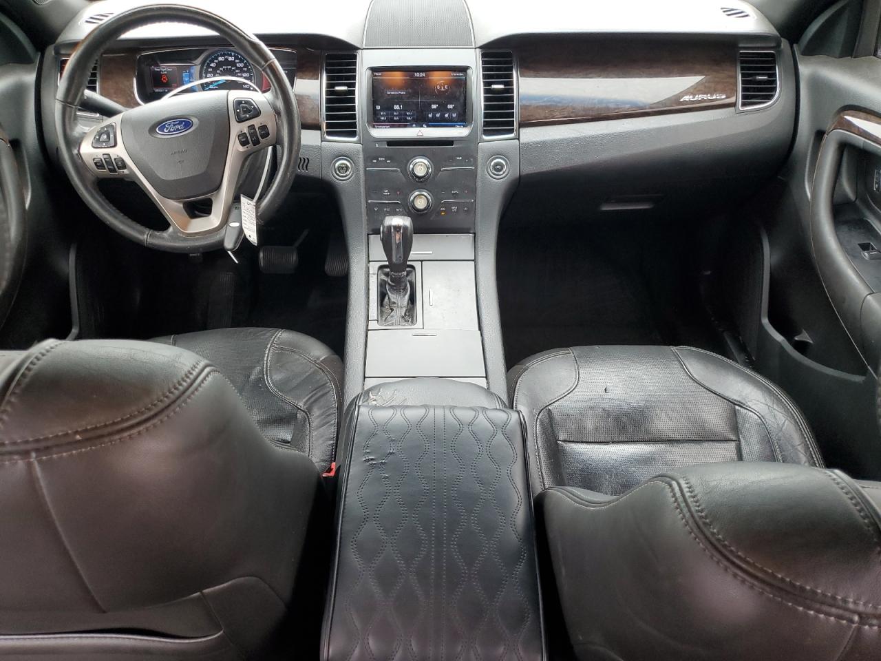 2015 FORD TAURUS photo 15