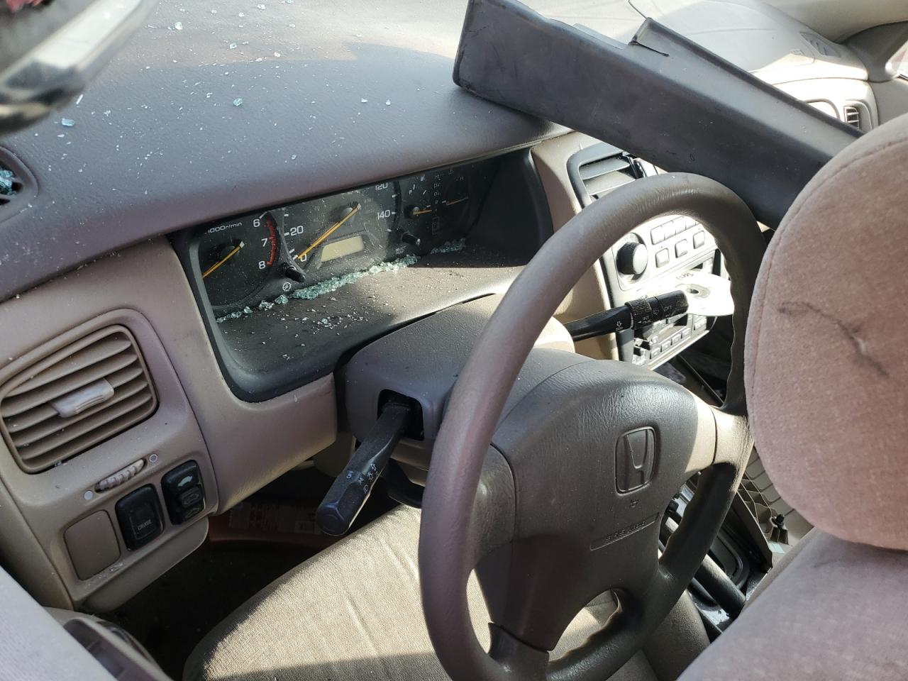 2002 HONDA ACCORD SE photo 8