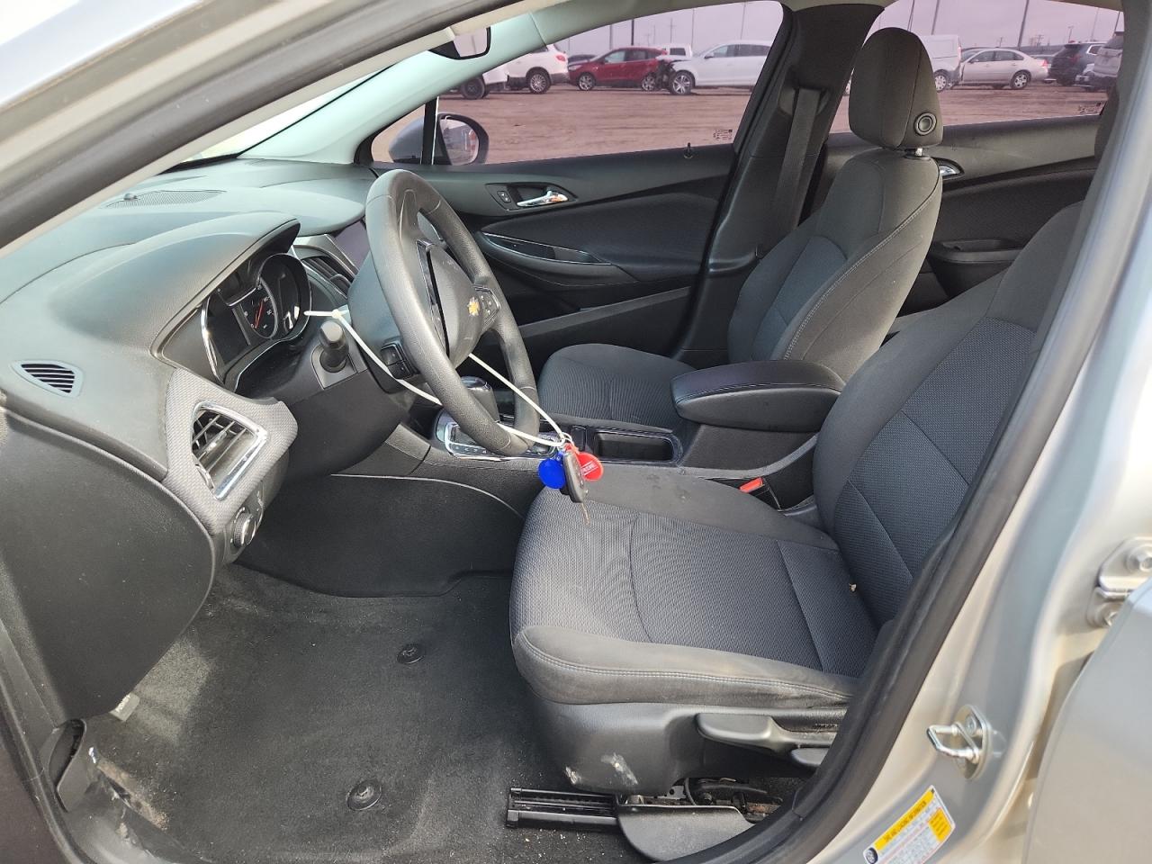 2019 CHEVROLET CRUZE LT photo 13