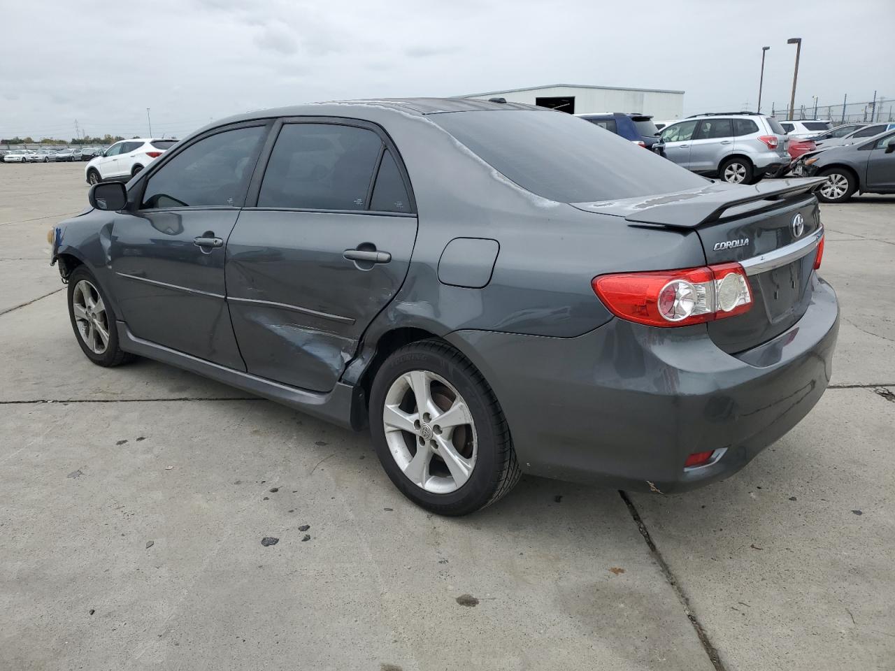 2011 TOYOTA COROLLA BASE photo 2