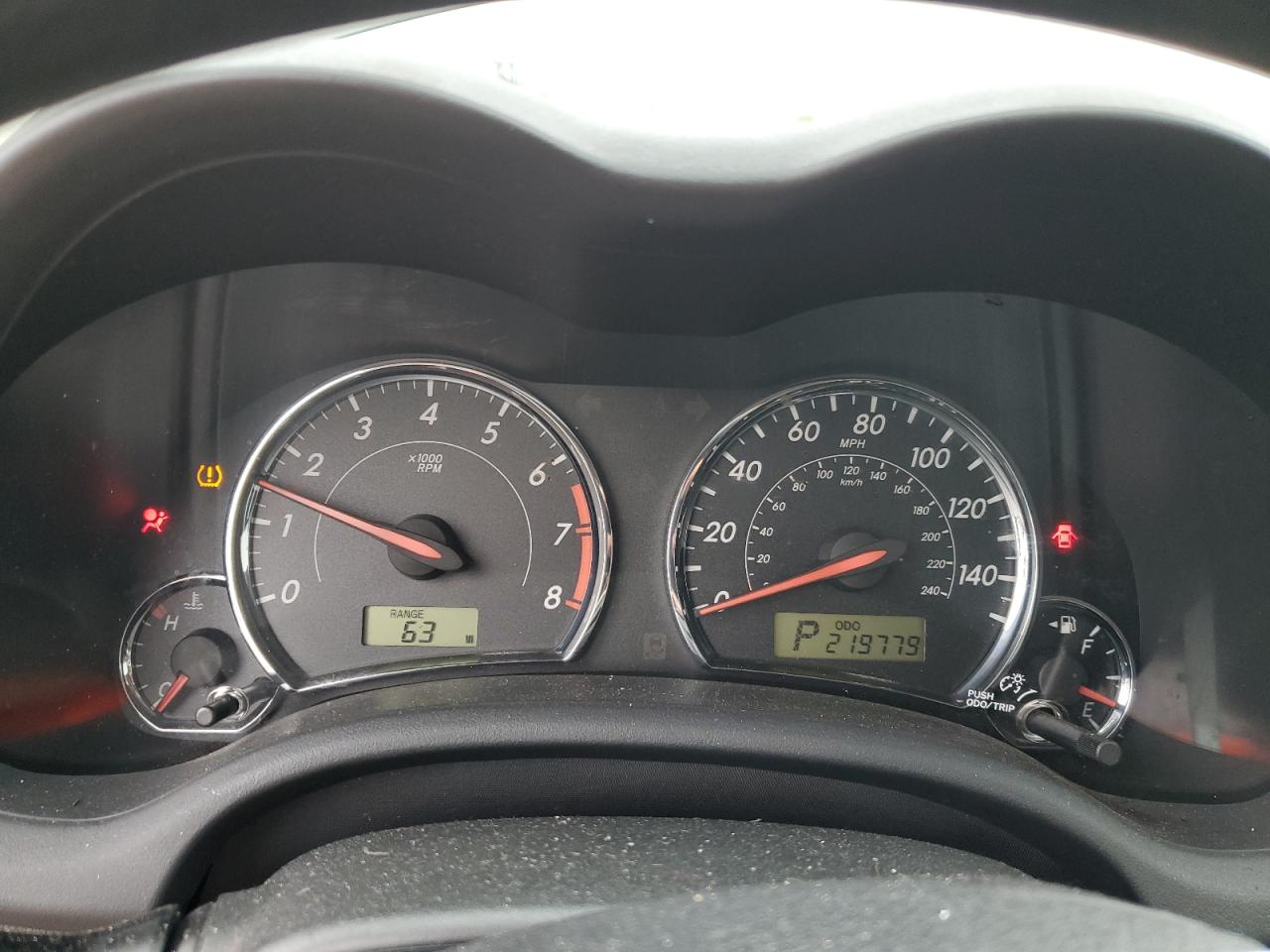 2011 TOYOTA COROLLA BASE photo 9