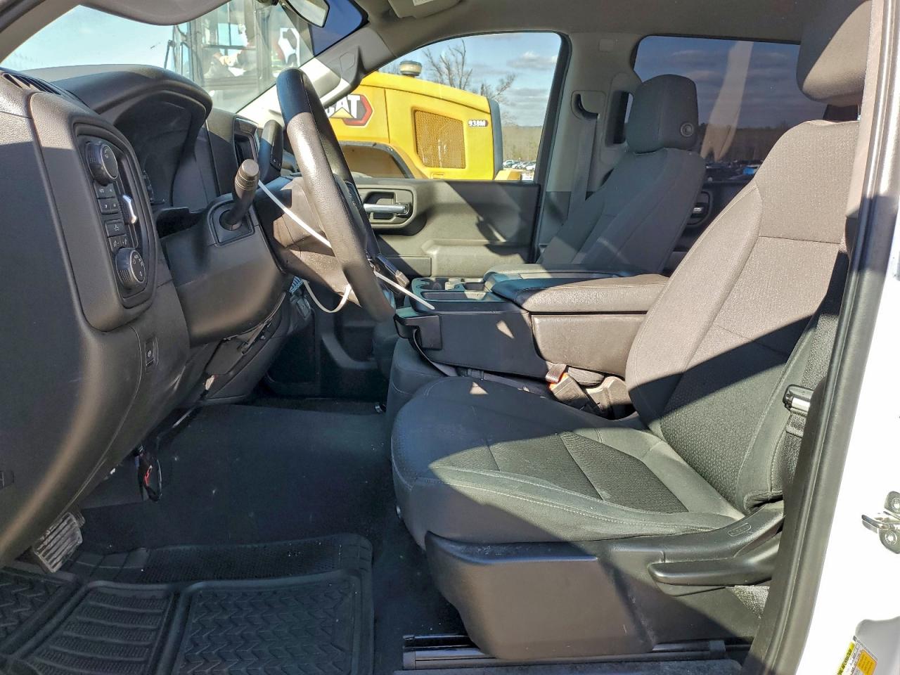 2021 CHEVROLET SILVERADO photo 19